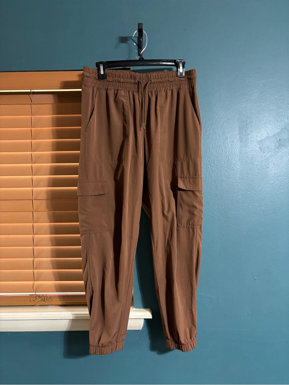 Old Navy StretchTech Copper Brown Women's Cargo Jogger Pants